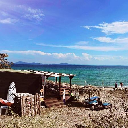 Lovely Studio Apartment On The Beach Μπουργκάς Εξωτερικό φωτογραφία