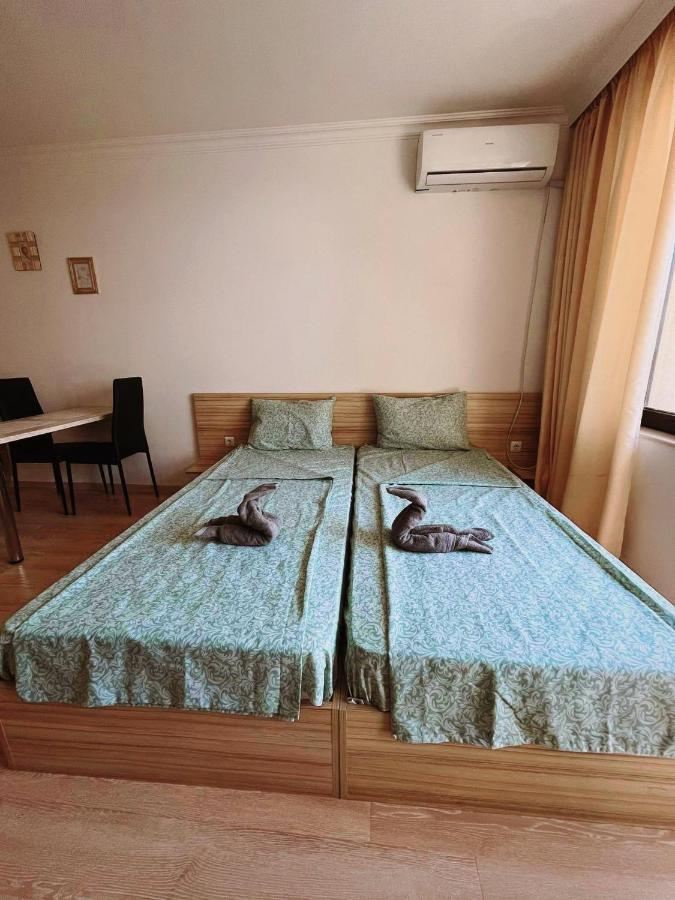 Lovely Studio Apartment On The Beach Μπουργκάς Εξωτερικό φωτογραφία